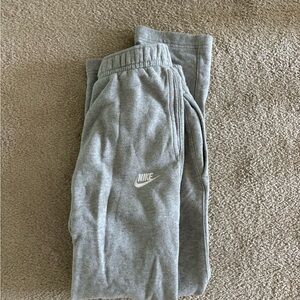 nike women’s sweatpants